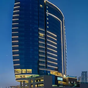 Radisson Blu Hotel, Canal View 5* Dubaj