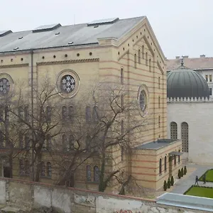 Synagogue View Gasthof