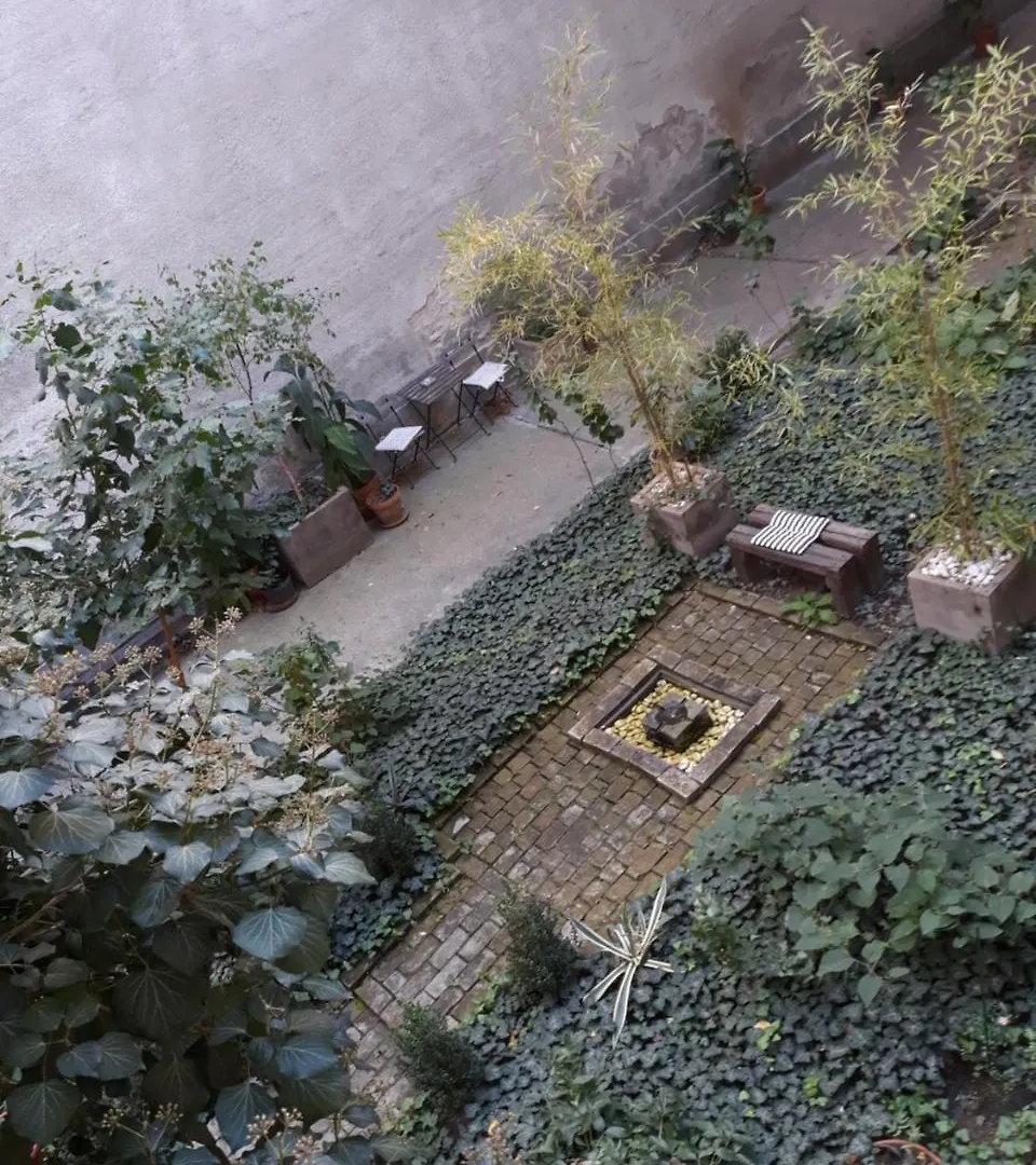 *** Gasthof Connection Guesthouse Budapest Ungarn
